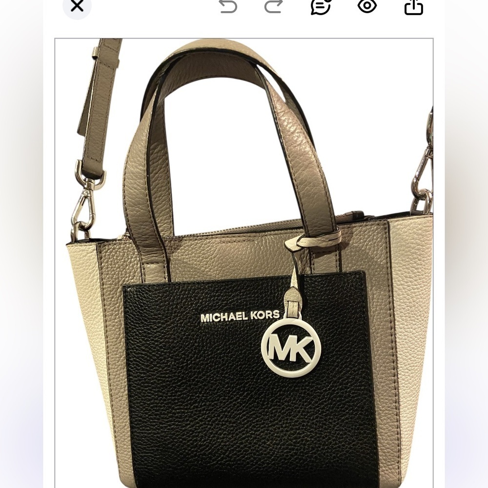 EUC MICHAEL KORS Gemma pebbled leather small pocket crossbody messenger --dark